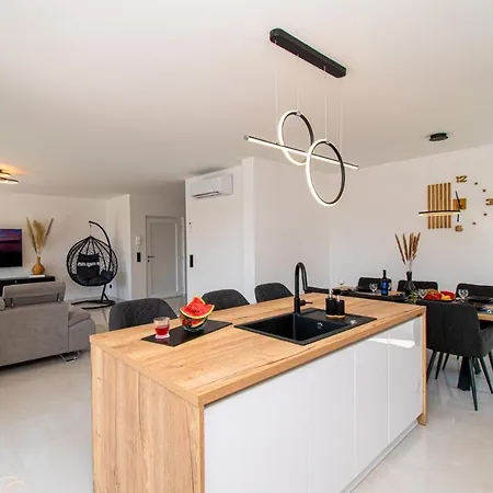 Вилла Mina With A Private Pool In *