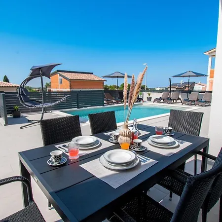 Villa Mina With A Private Pool In