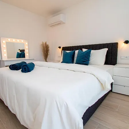 Вилла Mina With A Private Pool In *