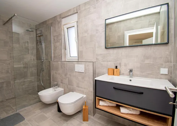 Βίλα Mina With A Private Pool In *